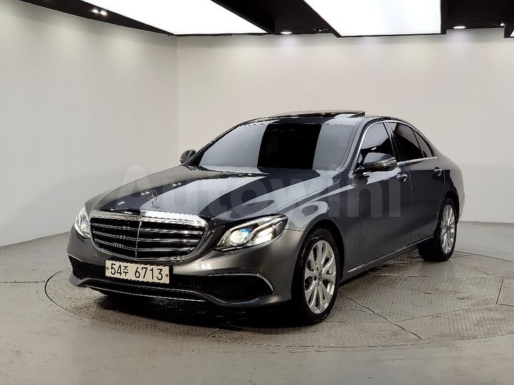 Mercedes Benz E Class