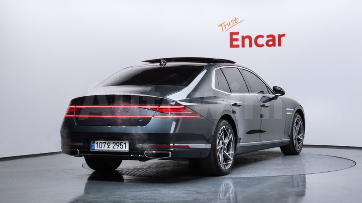 Genesis G90 2022 — 2