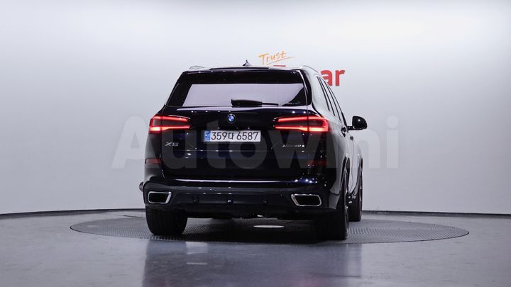 BMW X5 2021 — 4