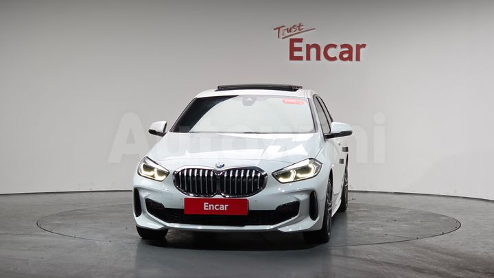 BMW 1 Series 2021 — 2