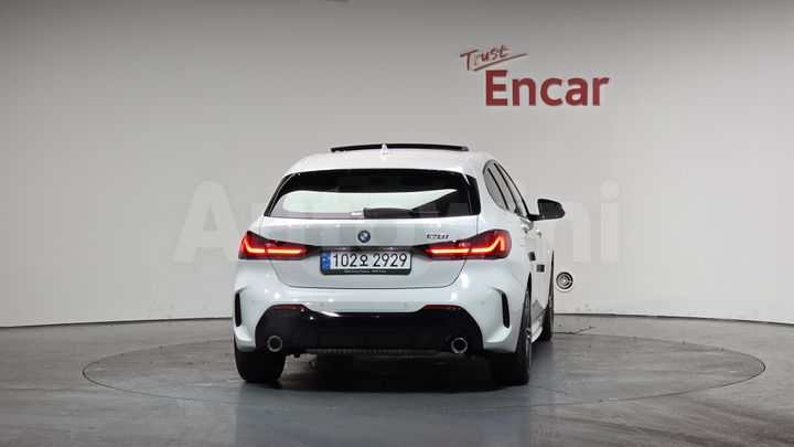 BMW 1 Series 2021 — 3