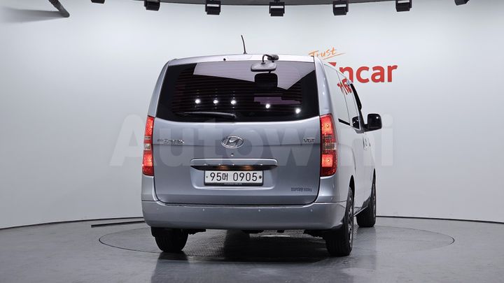 Hyundai Starex 2017 — 4