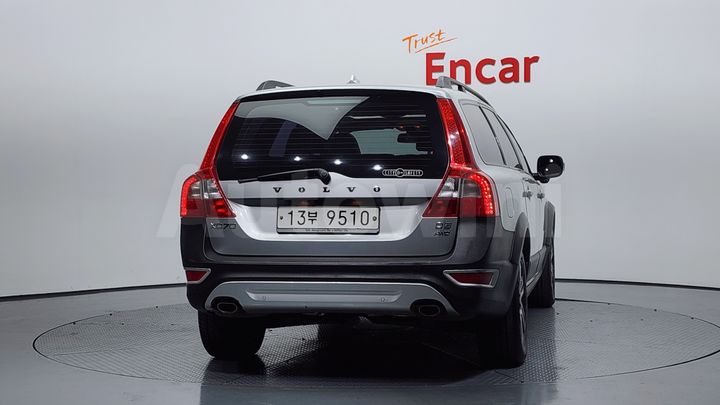 Volvo XC70 2012 — 4