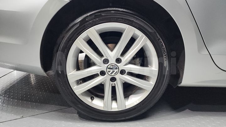 Volkswagen Jetta 2015 — 5