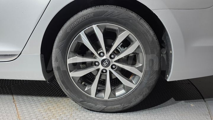 Hyundai Grandeur 2011 — 5