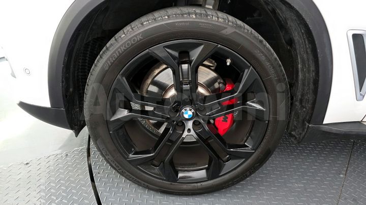 BMW X5 2022 — 5