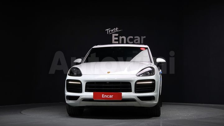 Porsche Cayenne 2019 — 3
