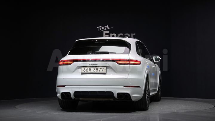 Porsche Cayenne 2019 — 4