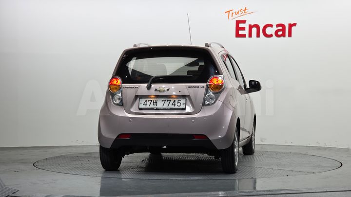 Chevrolet Spark 2012 — 4