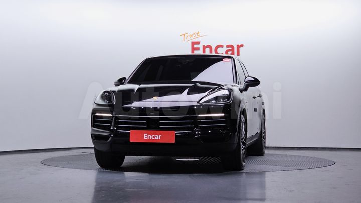 Porsche Cayenne 2022 — 3