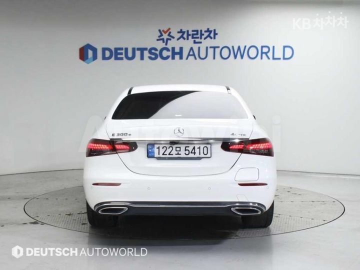 Mercedes Benz E Class 2021 — 4