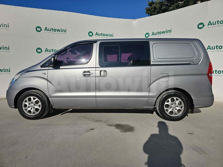 Hyundai Starex 2014 — 2