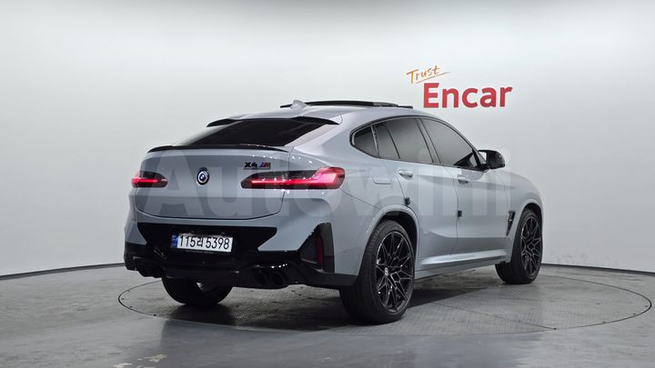 BMW X4M