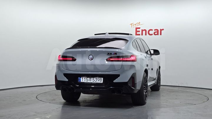 BMW X4M 2023 — 4