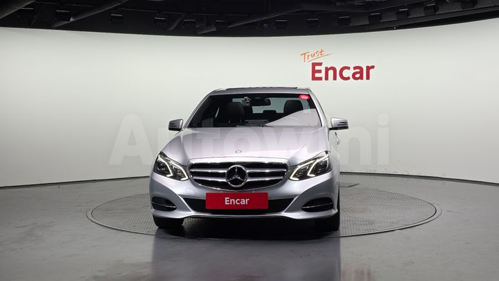 Mercedes Benz E Class 2014 — 3
