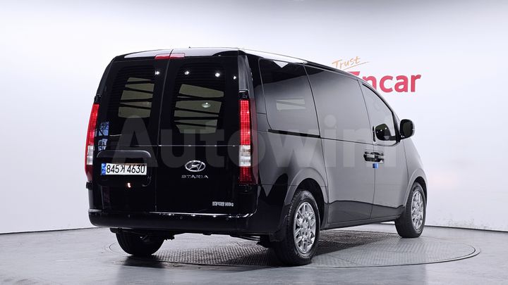 Hyundai Staria 2022 — 2
