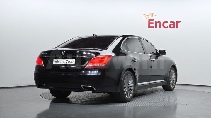 Hyundai Equus 2014 — 2