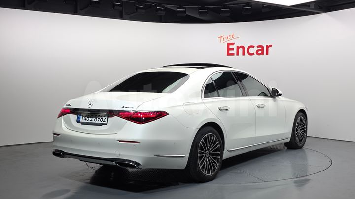 Mercedes Benz S Class 2022 — 2