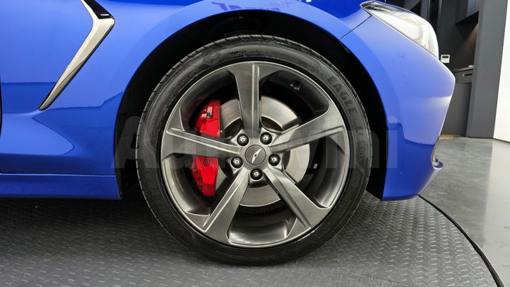 Genesis G70 2020 — 5
