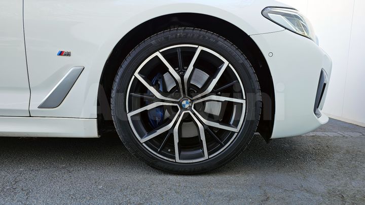 BMW 5 Series 2022 — 5