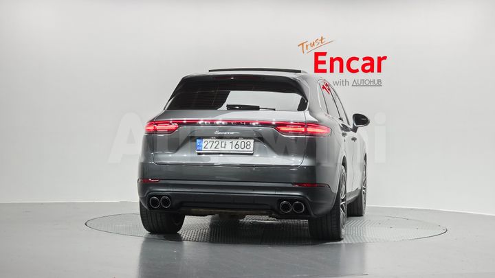 Porsche Cayenne 2021 — 4