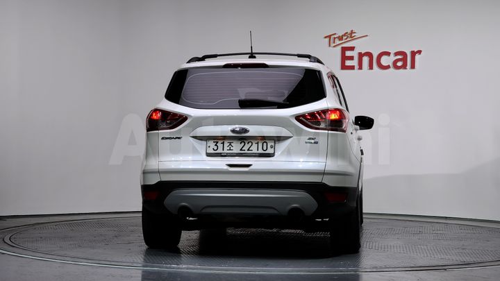 Ford Escape 2014 — 4