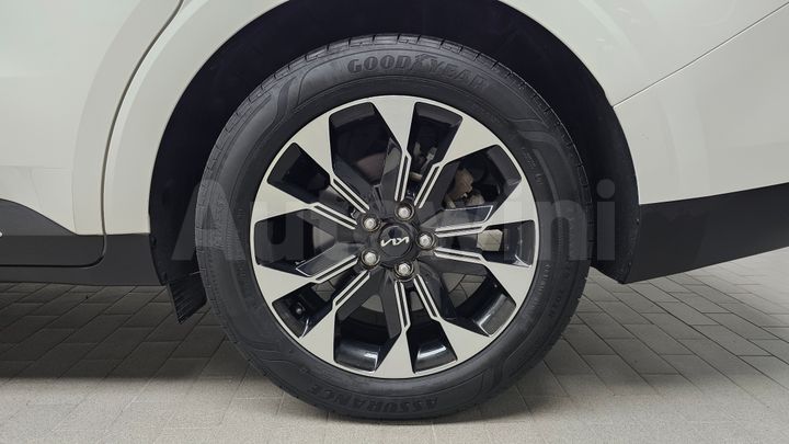 Kia Carnival 2023 — 5
