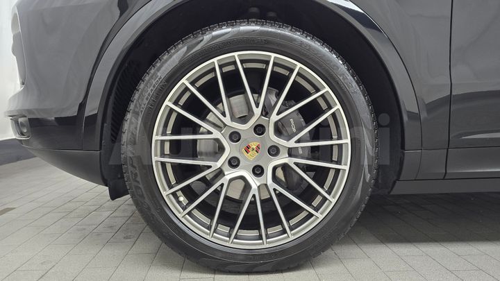 Porsche Cayenne 2023 — 5