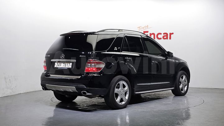 Mercedes Benz M Class