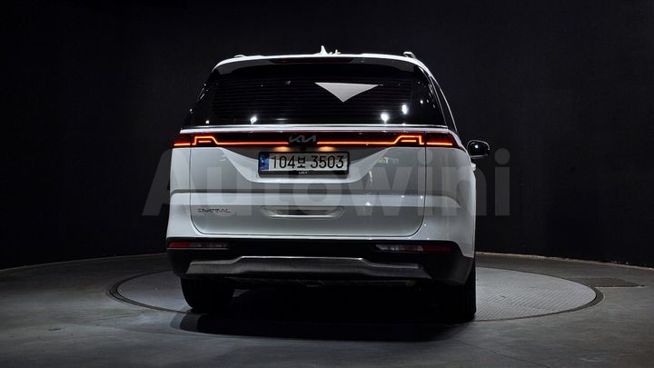 Kia Carnival 2023 — 4