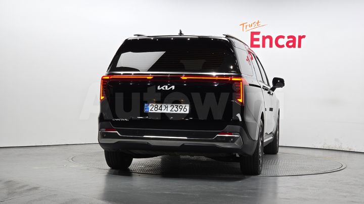Kia Carnival 2025 — 4