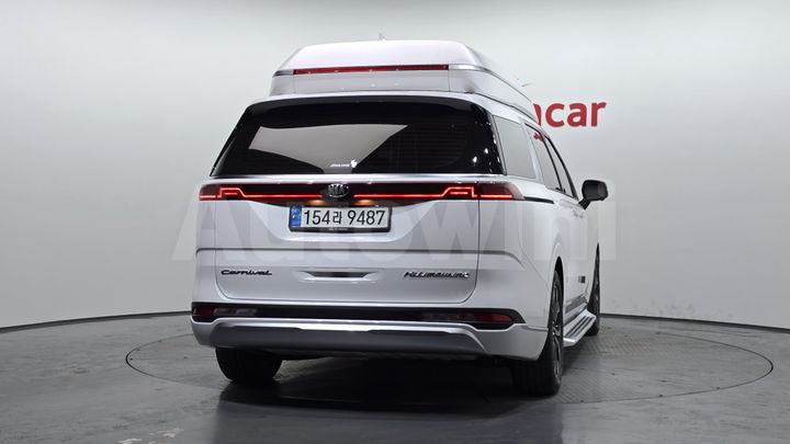 Kia Carnival 2021 — 4