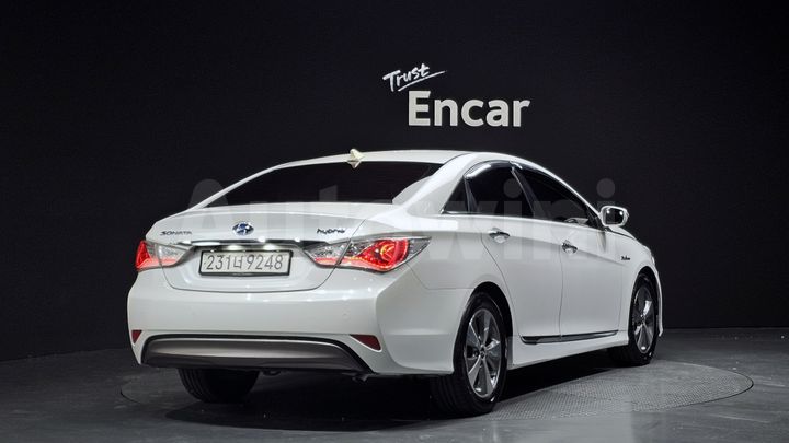 Hyundai Sonata 2012 — 2