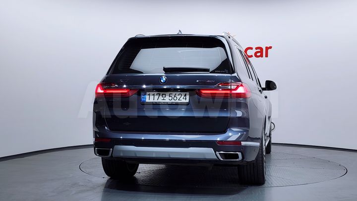 BMW X7 2022 — 4