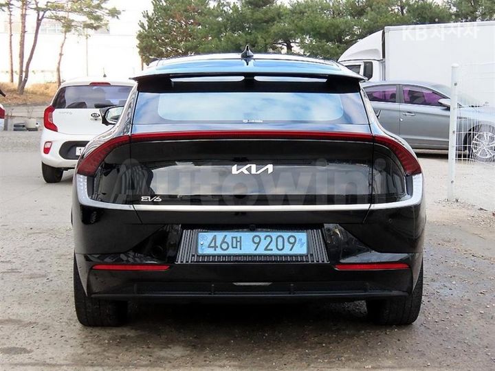 Kia EV6 2022 — 4
