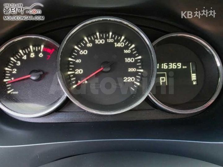 Renault SM3 2011 — 5