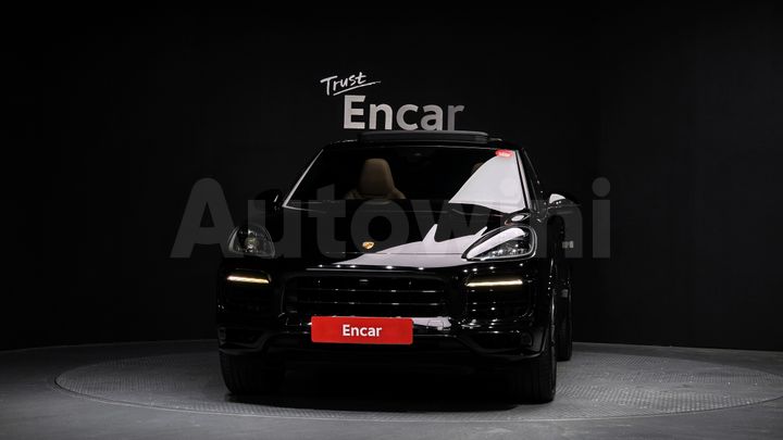 Porsche Cayenne 2021 — 3