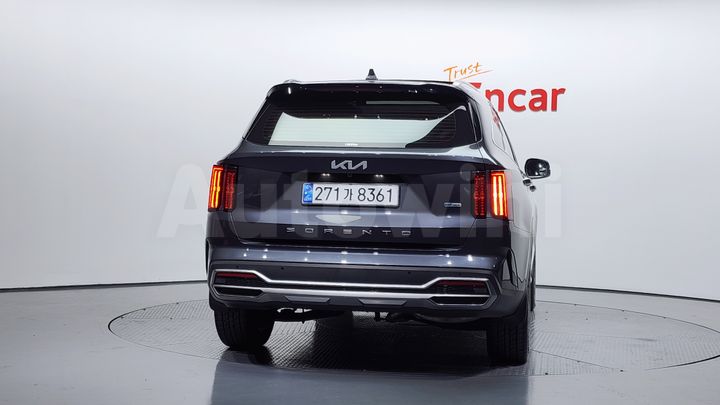 Kia Sorento 2022 — 4