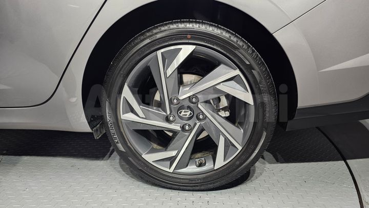 Hyundai Avante 2024 — 5
