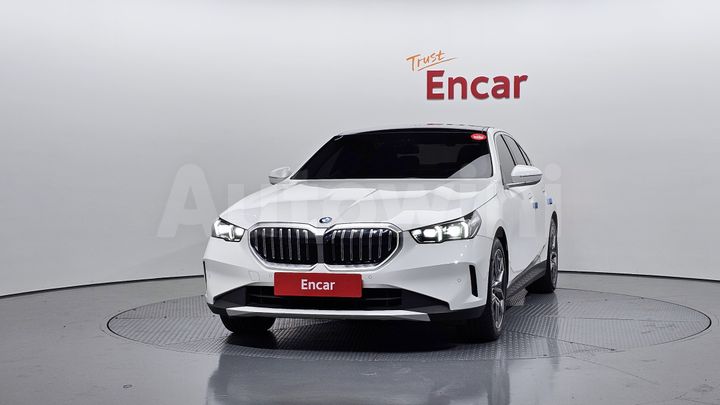 BMW 5 Series 2024 — 3