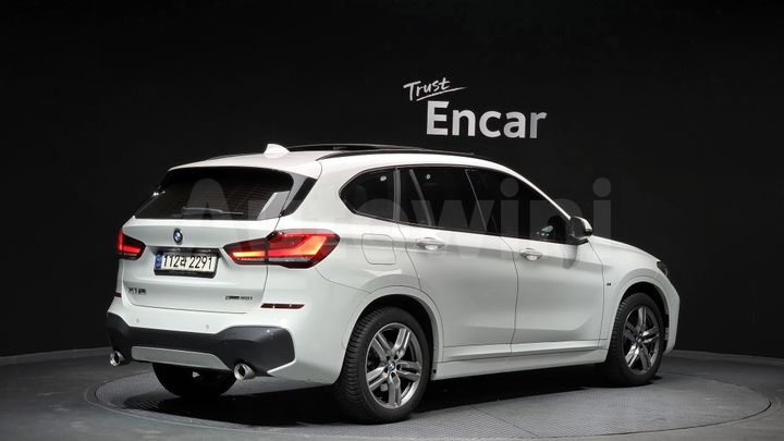 BMW X1 2021 — 2