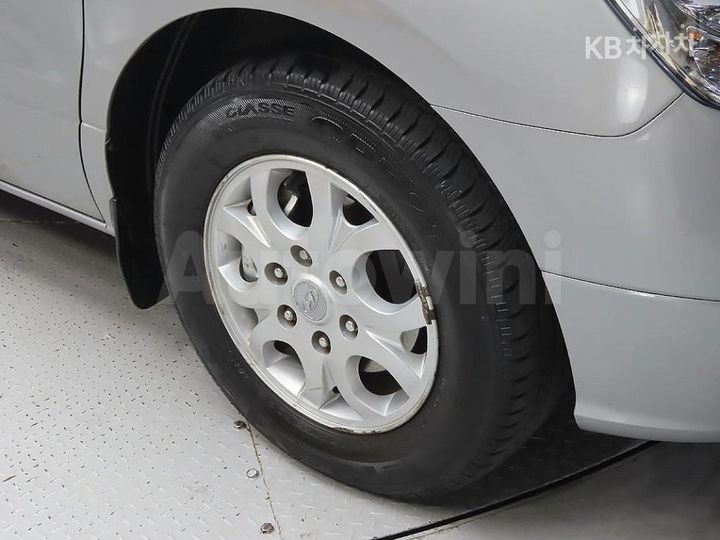 Hyundai Starex 2011 — 5