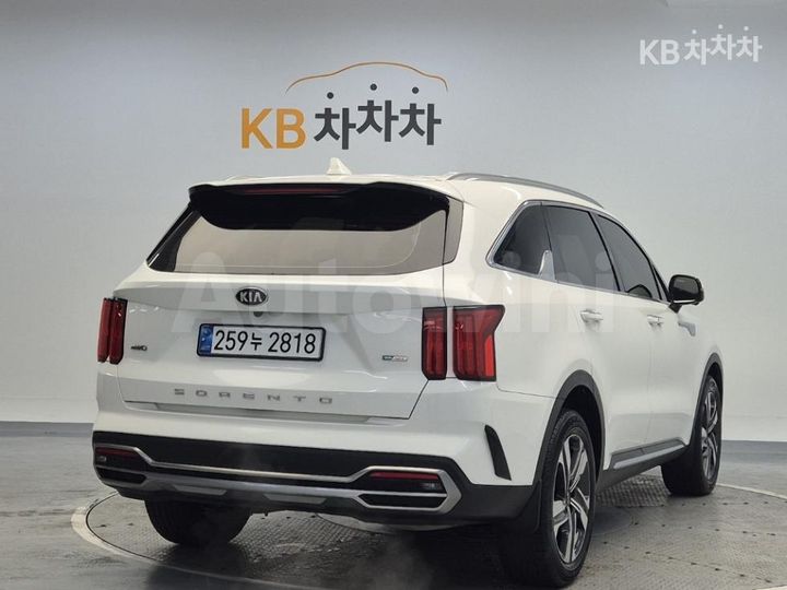 Kia Sorento 2021 KNARK81GDMA058755 — 3