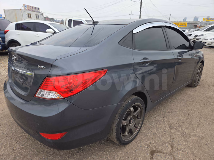 Hyundai Accent