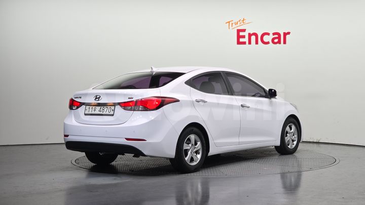 Hyundai Avante 2016 — 2