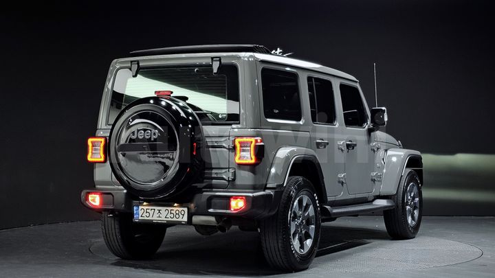 Jeep Wrangler 2021 — 2