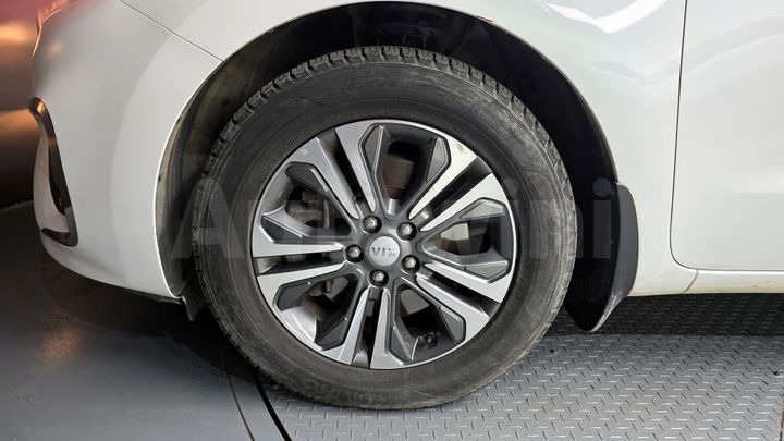 Kia Carnival 2019 — 5