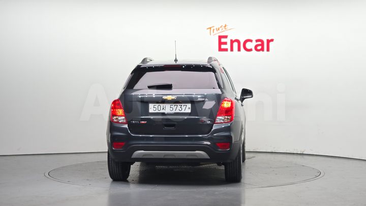 Chevrolet Trax 2018 — 4