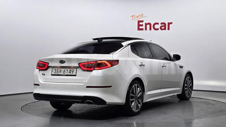 Kia K5 2014 — 2