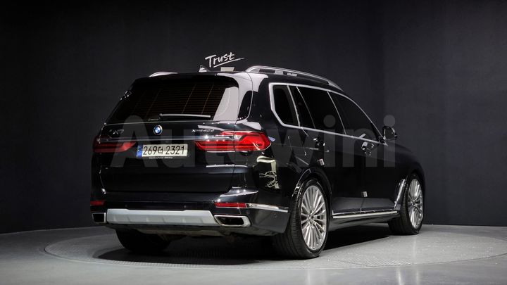 BMW X7 2022 — 2